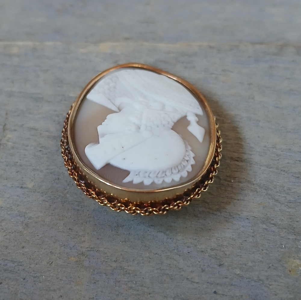 Antique Victorian Carved Shell Cameo 14K Rose Gold Brooch Roman Greek Warrior - Picture 7 of 16